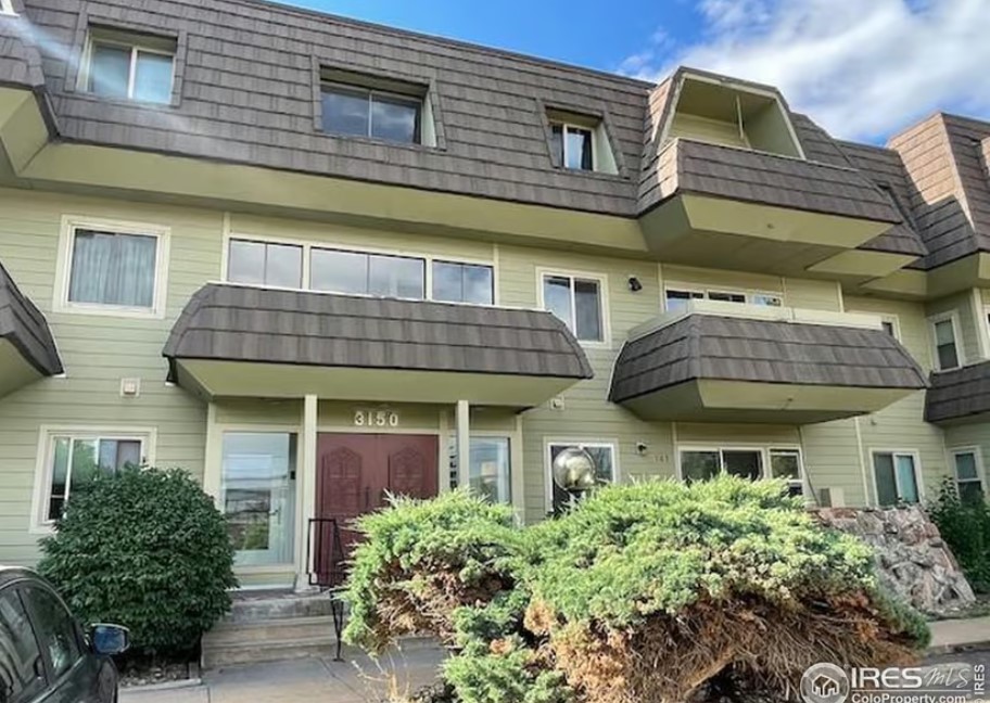 Lovely 2-Bed, 1.5 Bath Home